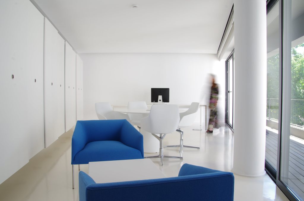 Escritório Contraste